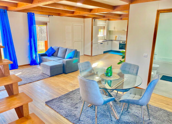 Maison modulaire T4 en bois 193 m² – 4 chambres, 3 salles de bain, garage et terrasse – Style moderne – Image 5