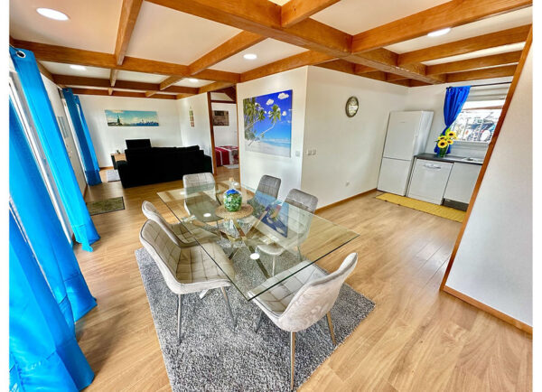 Maison modulaire moderne T4 – 171 m² – 4 chambres, 3 salles de bain, terrasse bois – Design ouvert & lumineux – Image 11