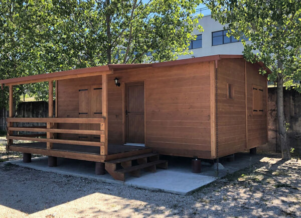Maison mobile T1 de 42 m² – Style rustique, 1 chambre, avec salon et cuisine ouverte