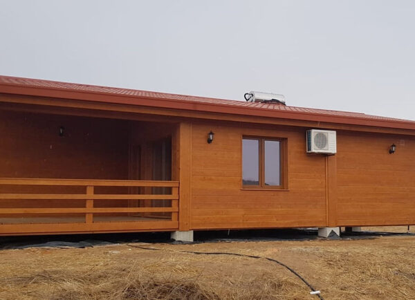 Maison modulaire T2 en bois – 92 m² – 2 chambres, style rustique chaleureux – Image 8