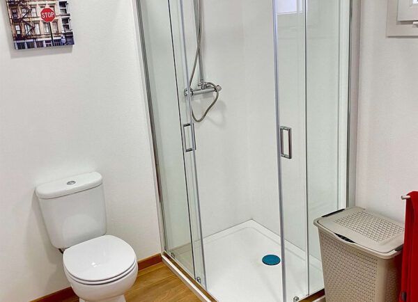 Maison modulaire T2 84 m² – 2 chambres, 1 salle de bain – Style traditionnel et chaleureux – Image 10