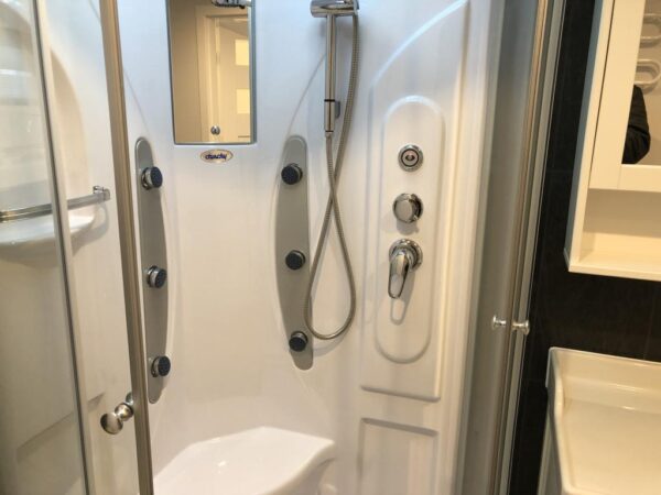 Maison Mobile T1 MT1NC – 1 chambre – 30 m² – Isolation laine de roche – Cuisine équipée IKEA – Chauffage bain d’huile – Garantie 12 ans – Image 14
