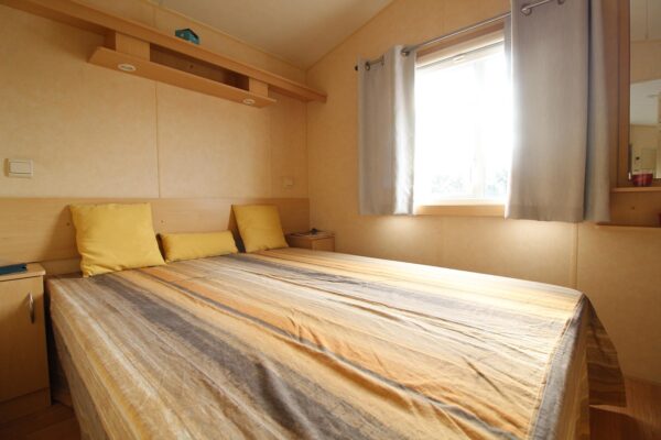 Maison Mobile T3 MT3NC – 3 chambres – 6 personnes – 8,60 x 3,70 m – Chauffage pompe à chaleur – Mobilier inclus – Image 18