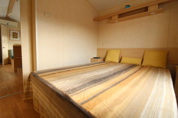 Maison Mobile T3 MT3NC – 3 chambres – 6 personnes – 8,60 x 3,70 m – Chauffage pompe à chaleur – Mobilier inclus – Image 17