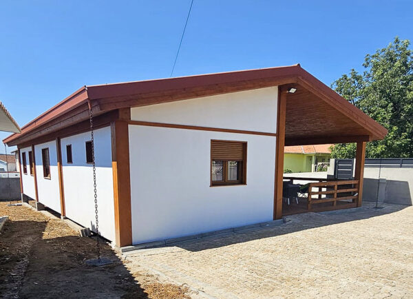 Maison T3 en bois 240 m² – 3 suites, 2 étages, garage – Style rustique – Image 6
