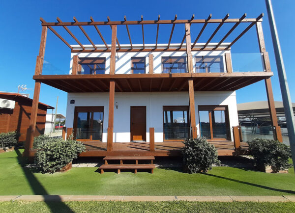 Maison modulaire moderne T4 – 171 m² – 4 chambres, 3 salles de bain, terrasse bois – Design ouvert & lumineux