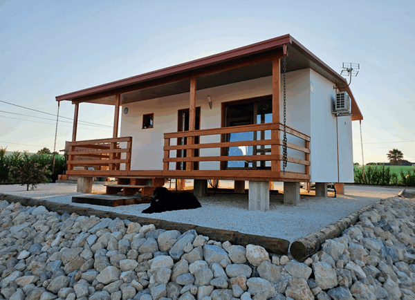 Maison modulaire T1 de 56 m² – 1 chambre, terrasse en bois – Style traditionnel – Image 6