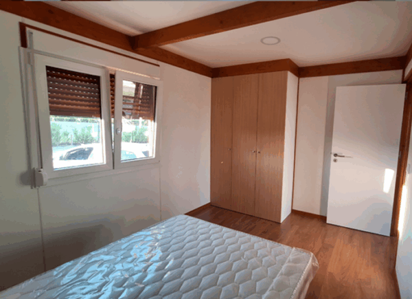 Maison modulaire T1 de 56 m² – 1 chambre, terrasse en bois – Style traditionnel – Image 2