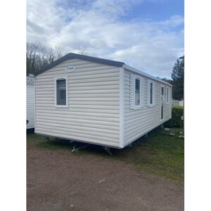 Mobil-home IRM Super Titania – 2 chambres – Isolation 4 saisons – Double vitrage – 8 x 4 m – Occasion 2017